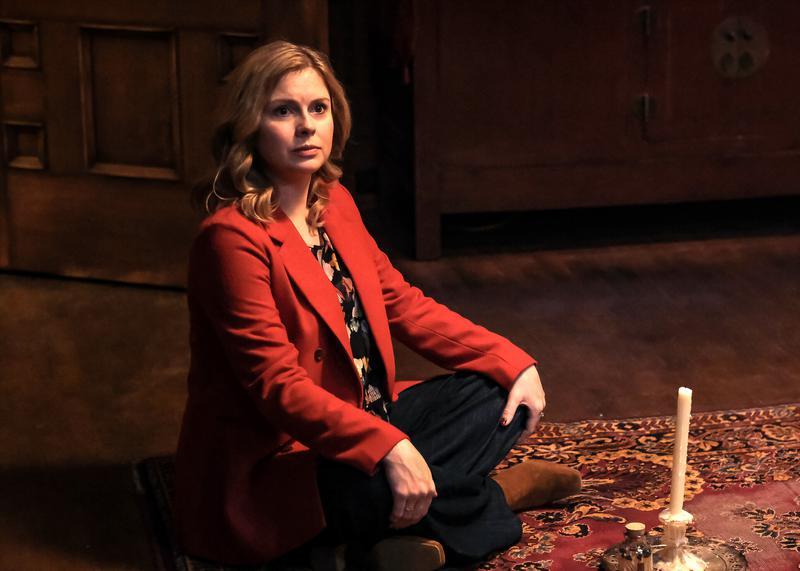 Rose McIver como fantasma temporada 3