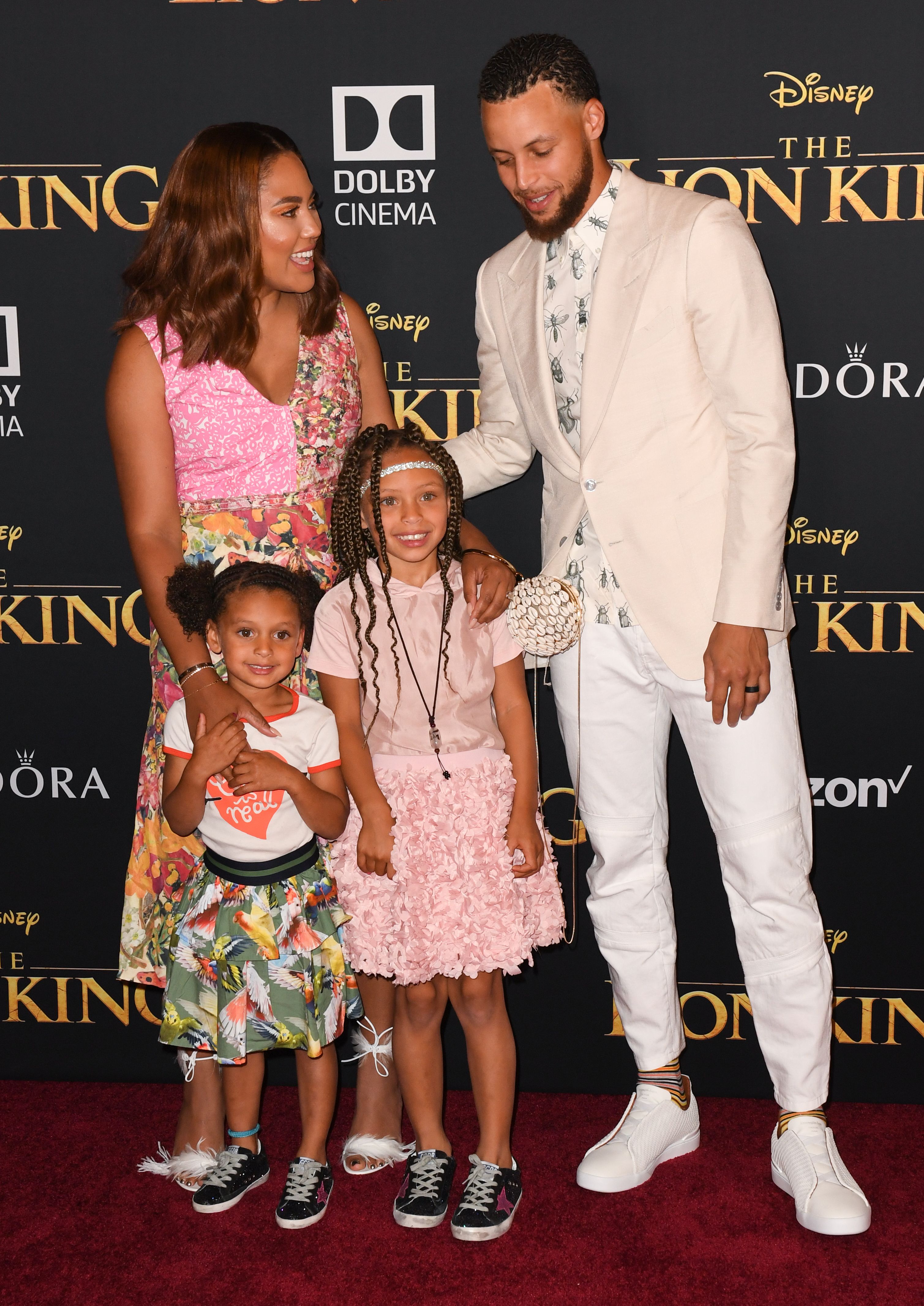 Stephen y Ayesha asisten al estreno de