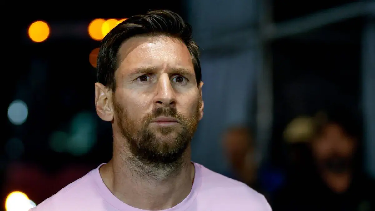 Video: Una ecuatoriana pierde su trabajo por culpa de Lionel Messi