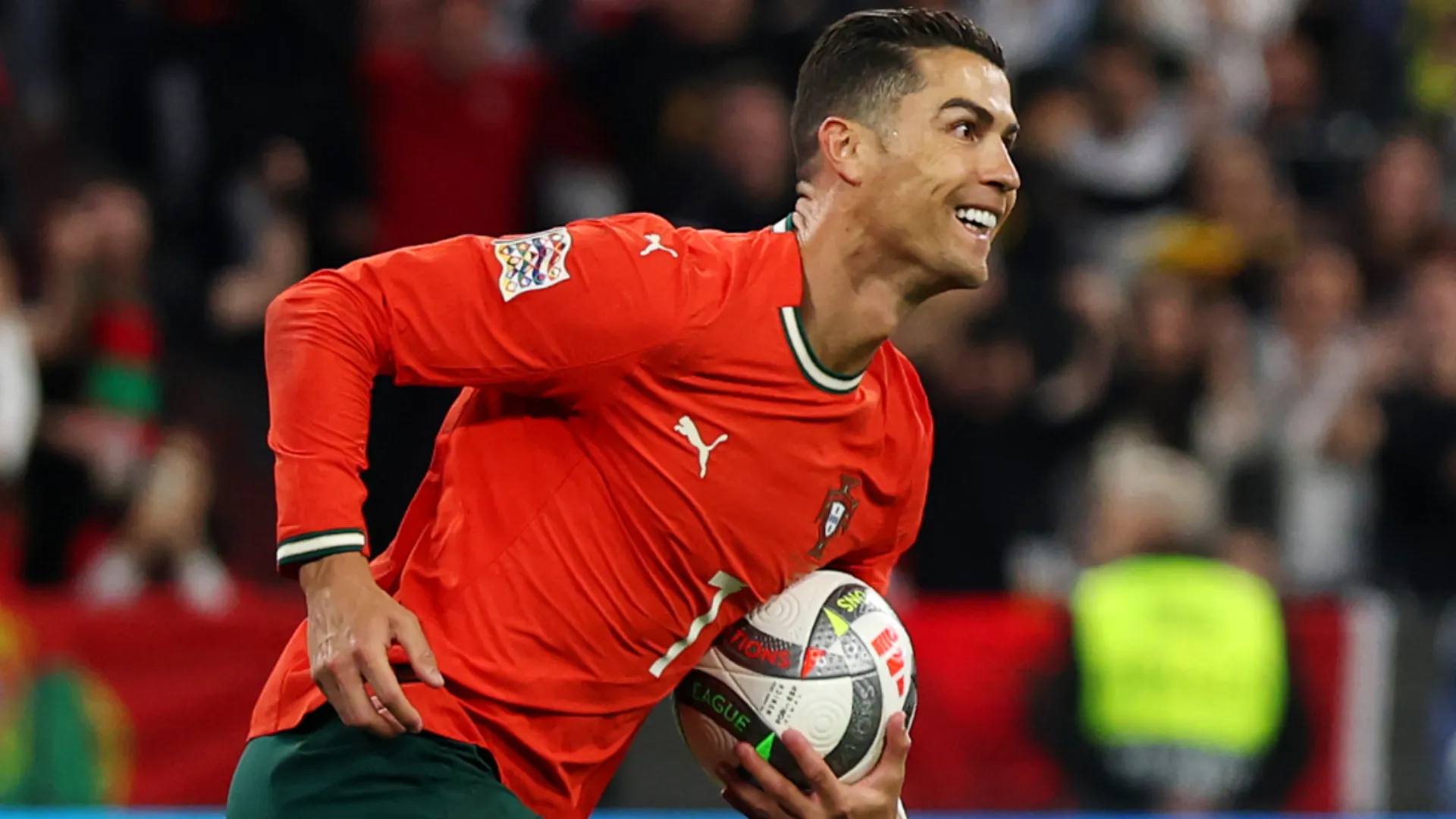 Cristiano Ronaldo juega para Portugal