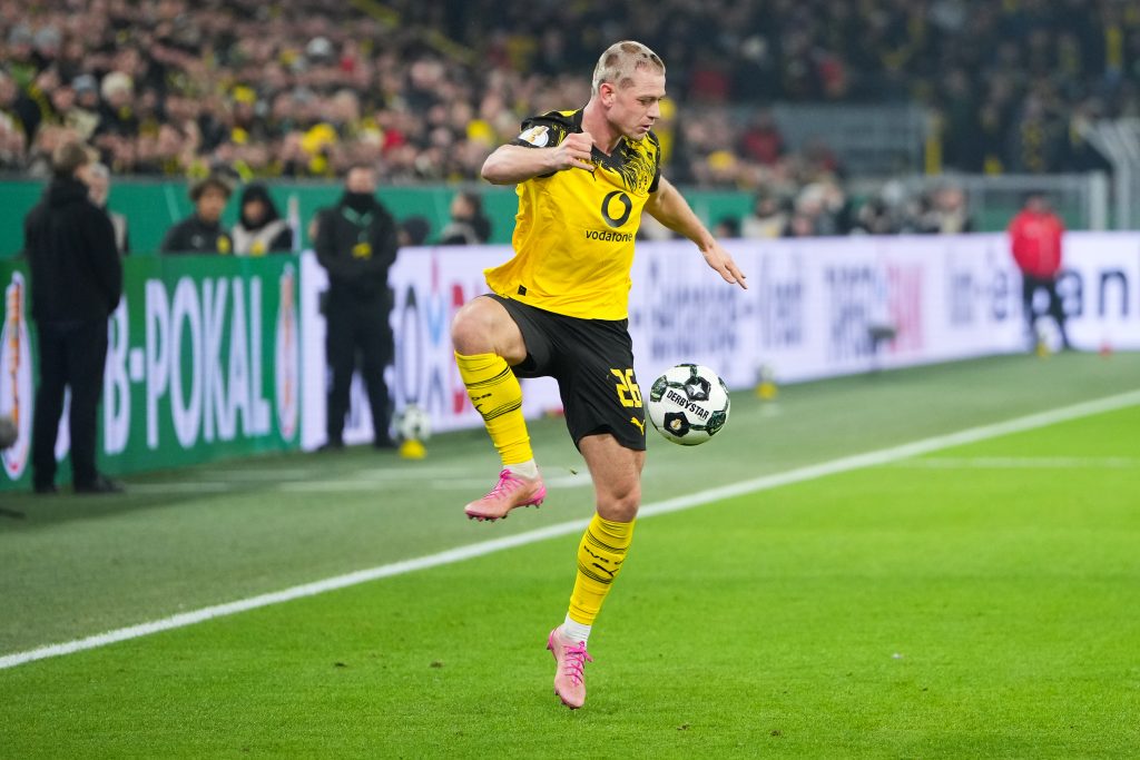 Julian Ryerson del Borussia Dortmund