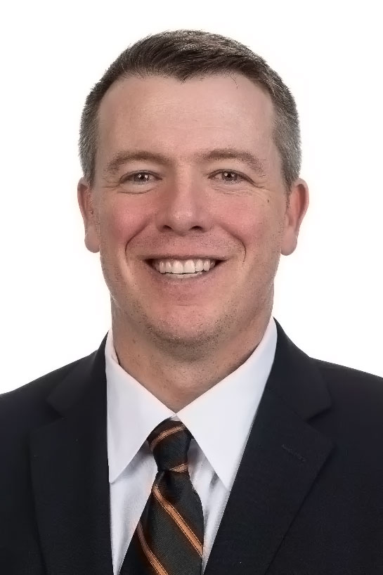 Asistente de UCLA Jon Boyer