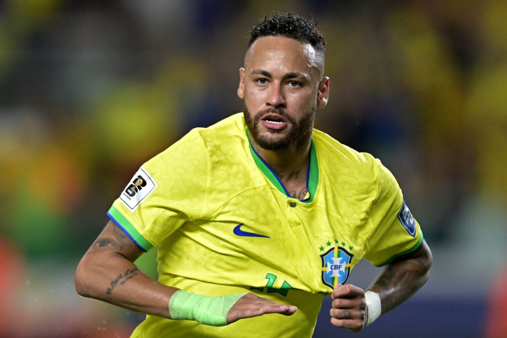 Neymar de Brasil celebra después de anotar el cuarto gol de su equipo durante el partido de clasificación para la Copa Mundial de la FIFA 2026 entre Brasil y Bolivia en Mangueirao, Belem, Brasil, el 8 de septiembre de 2023.
