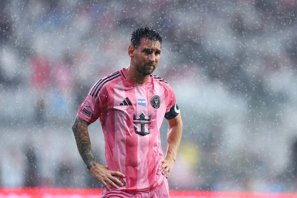 MIAMI, FL - 24 DE MAYO: Lionel Messi #10 de Inter Miami CF reacciona durante el partido de la MLS entre Inter Miami CF y Philadelphia Union en el NU Stadium el 24 de mayo de 2026 en Miami, Florida. (Foto de Megan Briggs/Getty Images)