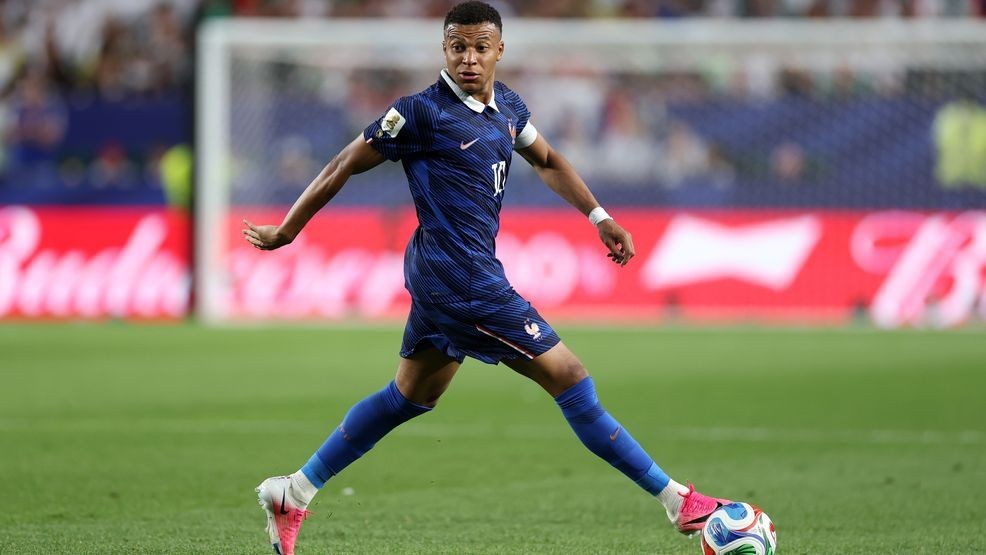 FILADELFIA, PA - 22 DE JUNIO: Kylian Mbappé # 10 de Francia durante el partido del Grupo Uno de la Copa Mundial de la FIFA 2026 entre Francia e Irak en el Estadio de Filadelfia el 22 de junio de 2026 en Filadelfia, Pensilvania. (Foto de Dan Mullan/Getty Images)